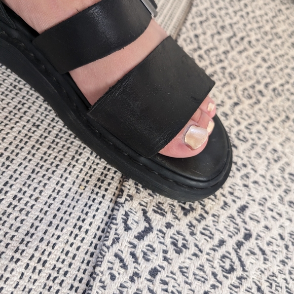 Dr Martens - Picture 14 of 15